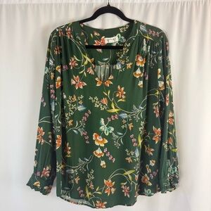 Velvet by Graham & Spencer Green
Floral long Sleeve Blouse Size:L